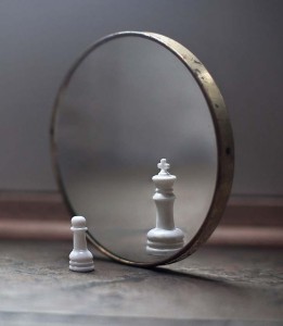 Mirror Chess Pieces